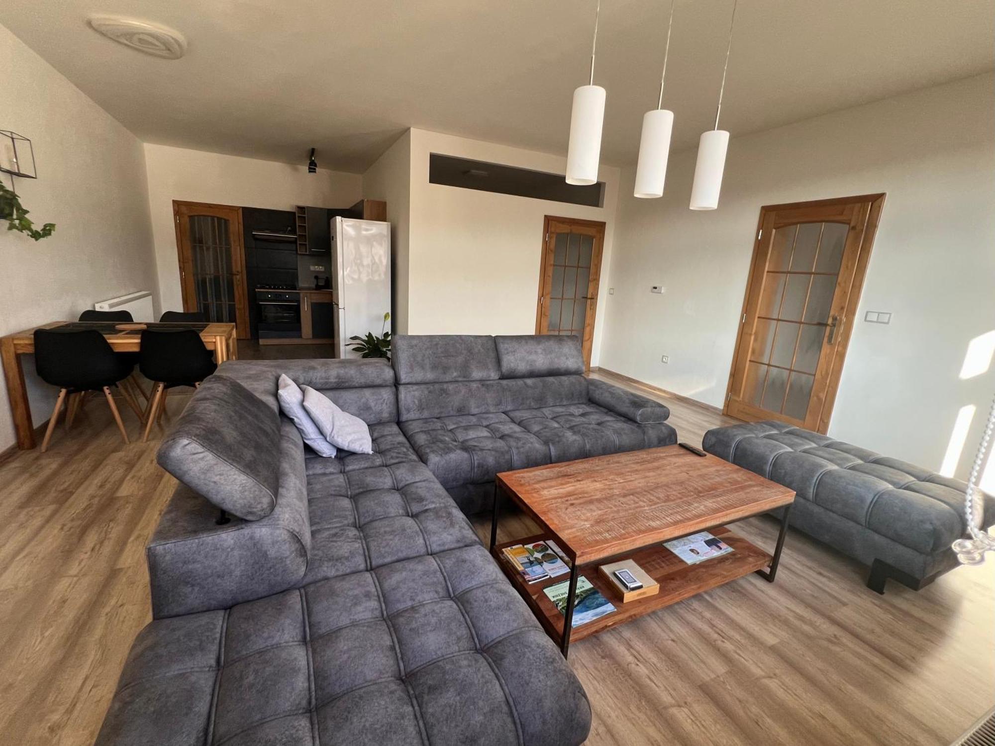 Apartman Na Namesti กราลิกี ภายนอก รูปภาพ